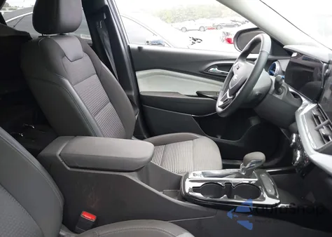 2025 Chevrolet Trax Fwd Lt из США, поврежденный, VIN KL77LHEP2SC235928